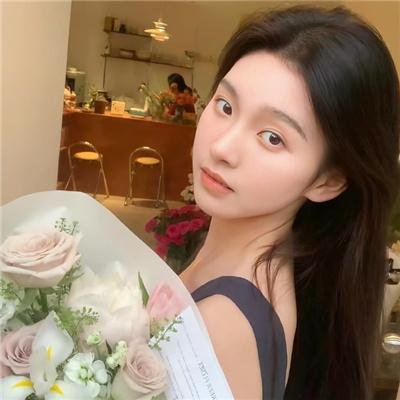 小鱼莉莉